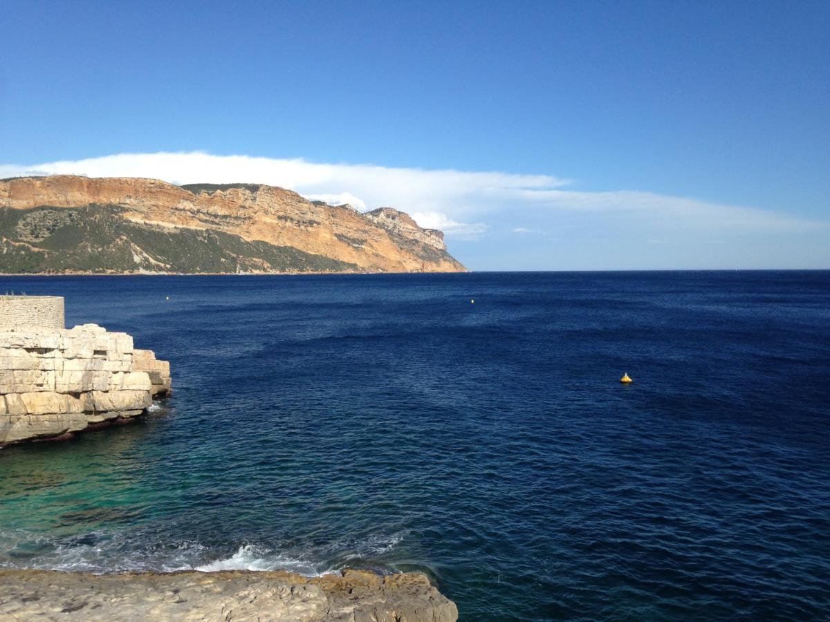 Boutique Hostel By Cassis Esterno foto