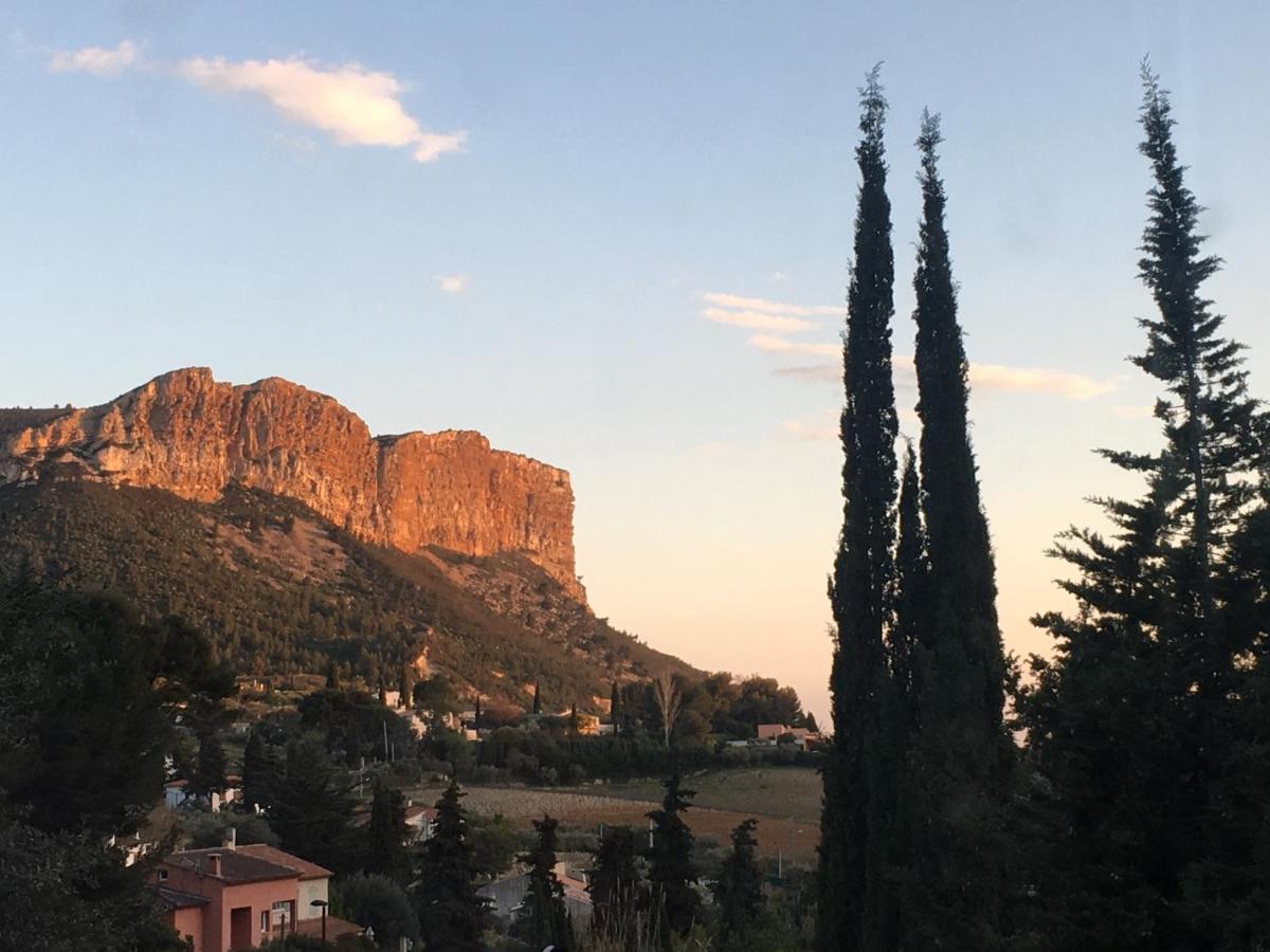 Boutique Hostel By Cassis Esterno foto