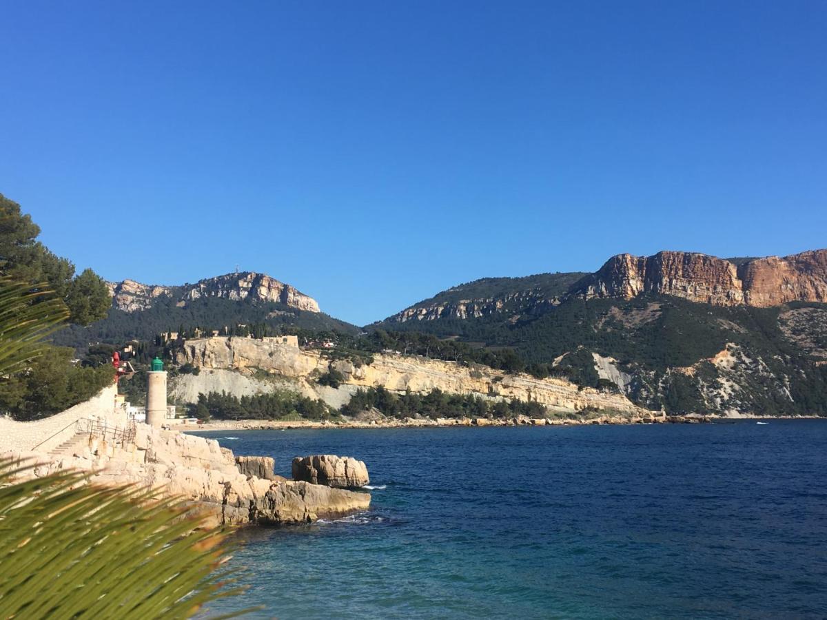 Boutique Hostel By Cassis Esterno foto