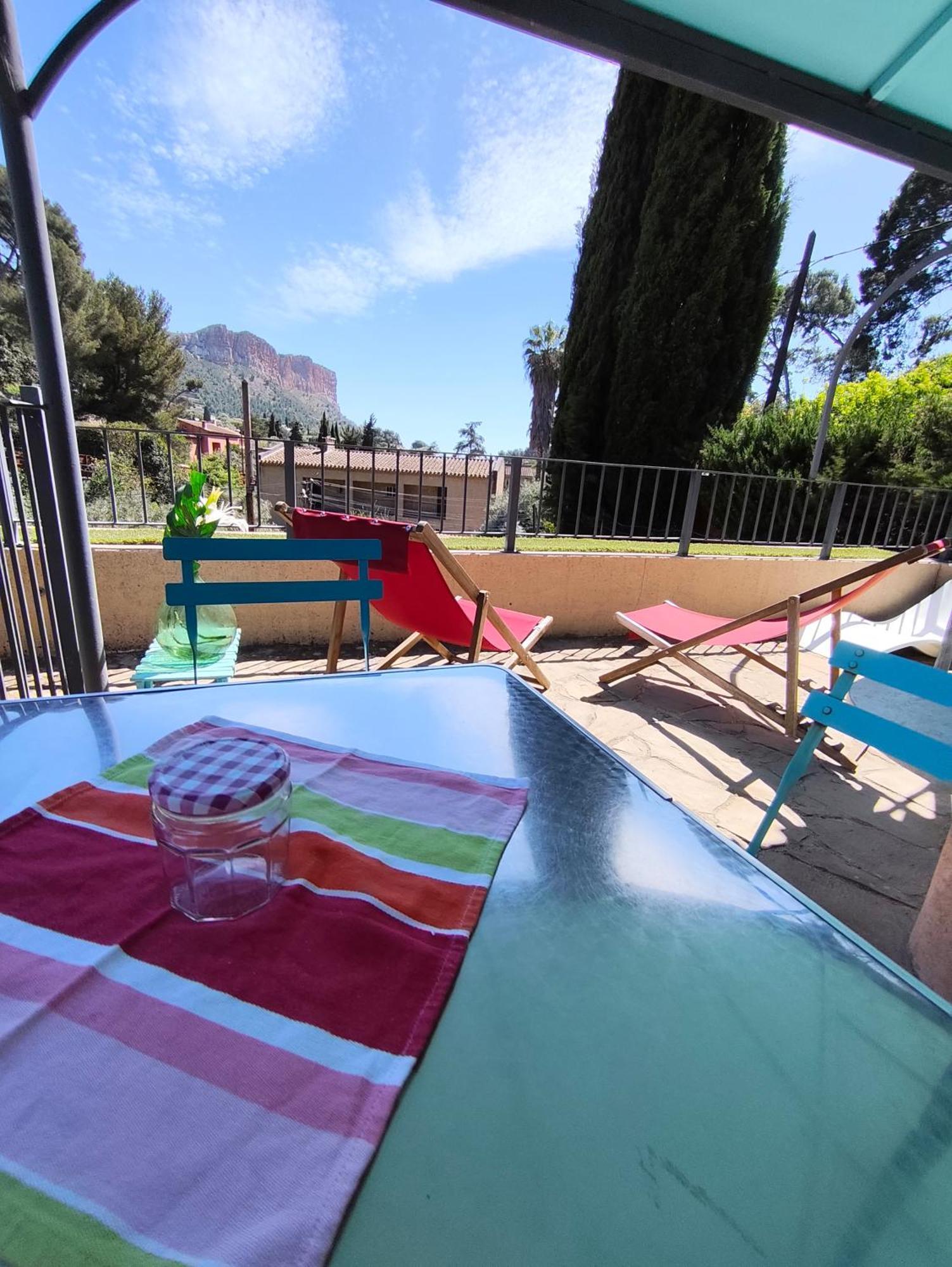 Boutique Hostel By Cassis Esterno foto