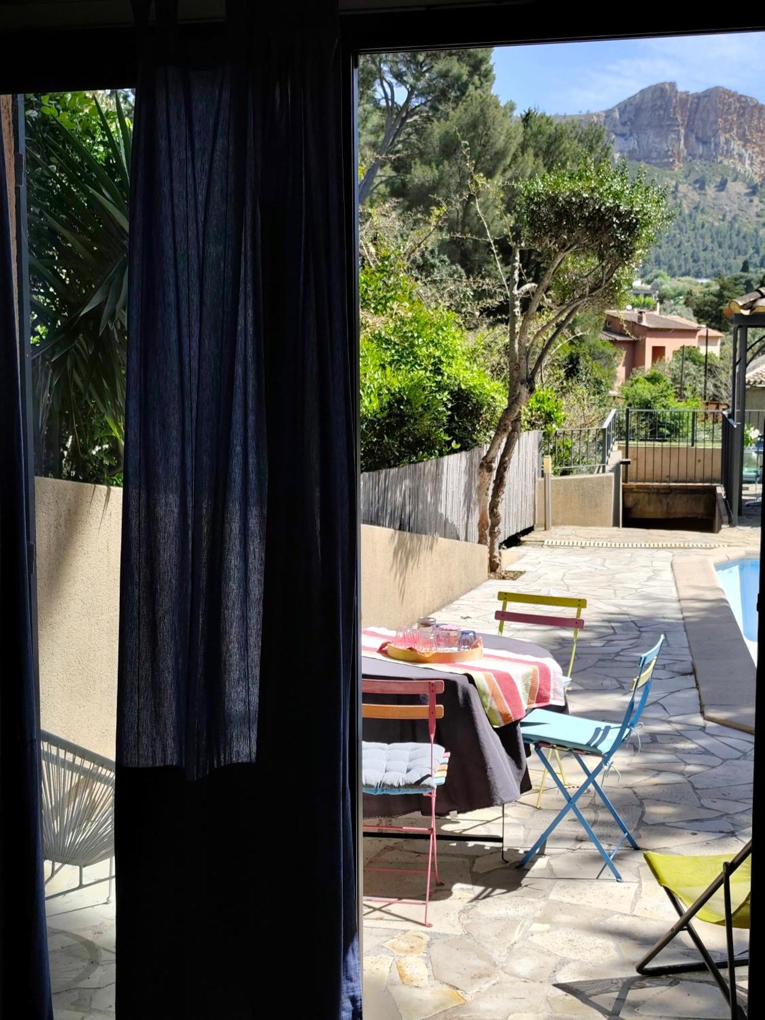 Boutique Hostel By Cassis Esterno foto