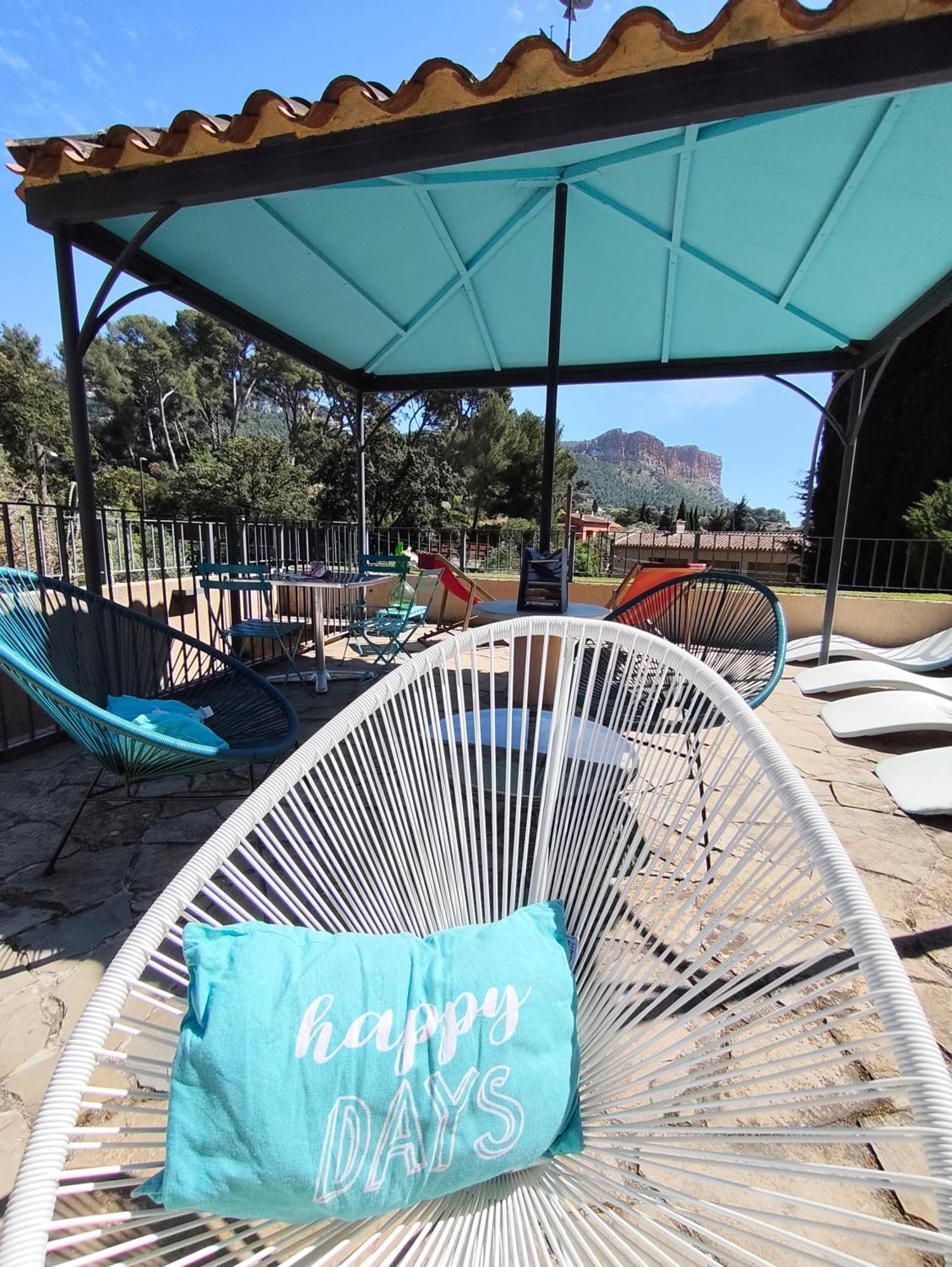 Boutique Hostel By Cassis Esterno foto